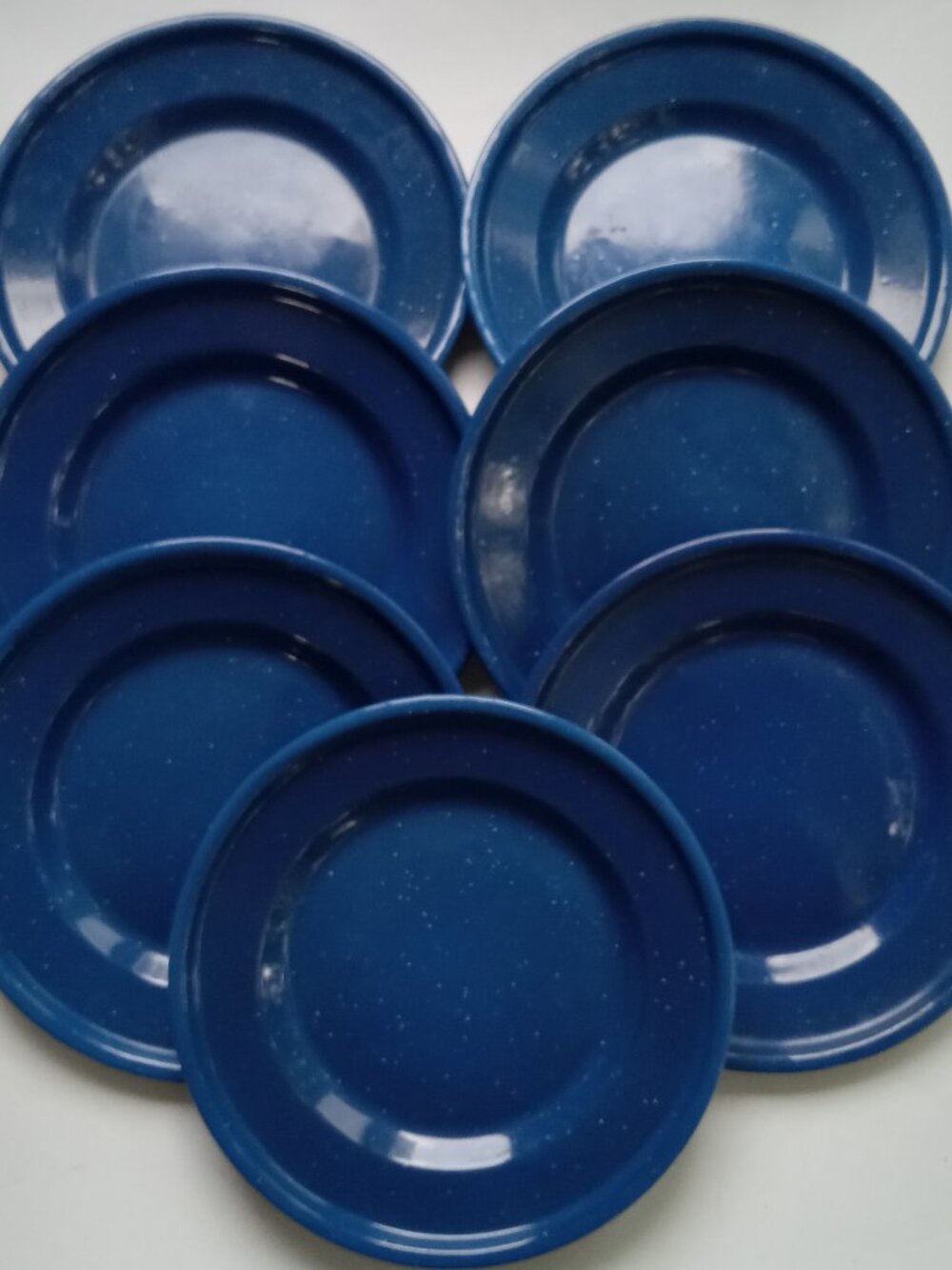 Vtg Blue Speckled ENAMELWARE 7 Dinner Plates Metal Décor Camping Graniteware